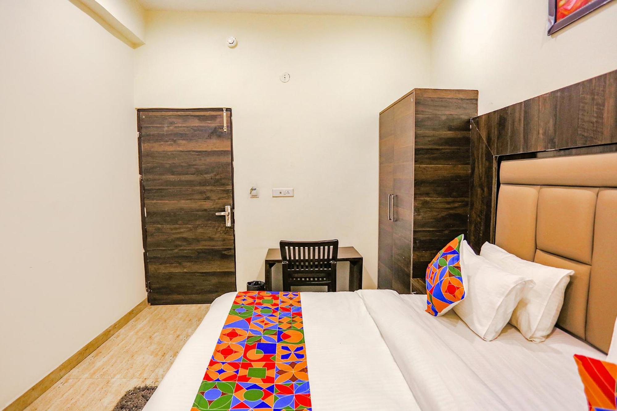 Fabhotel The Kiara Near Igi Delhi Airport Νέο Δελχί Εξωτερικό φωτογραφία